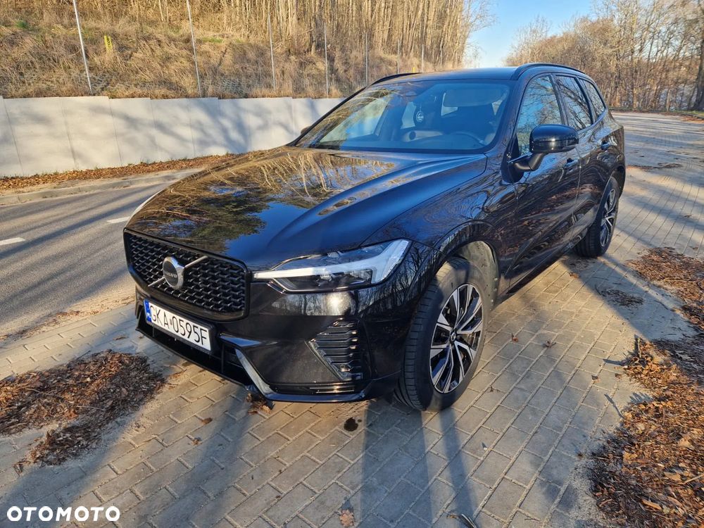 Volvo XC 60 B4 D Plus Dark - 3