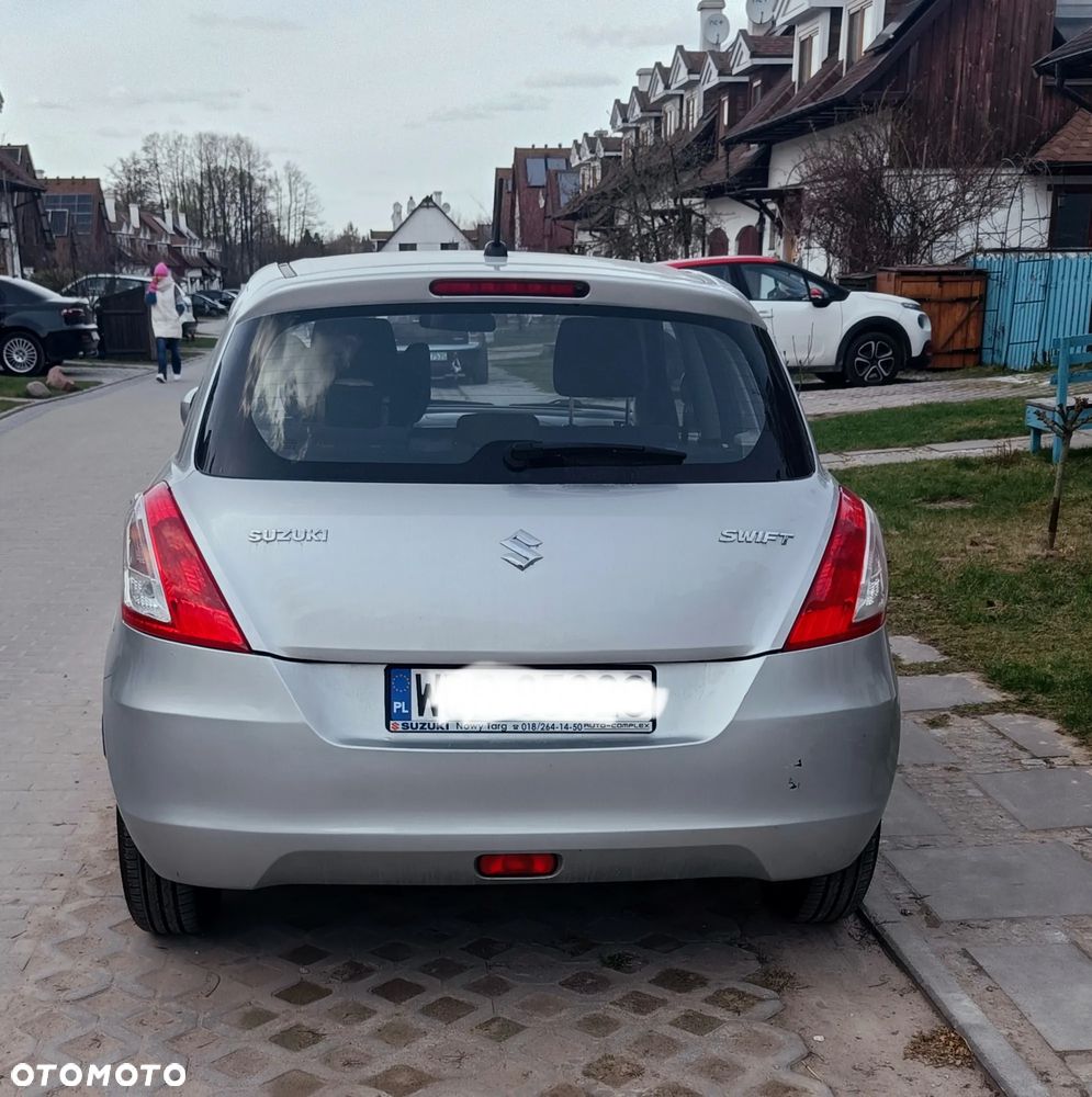 Suzuki Swift - 2