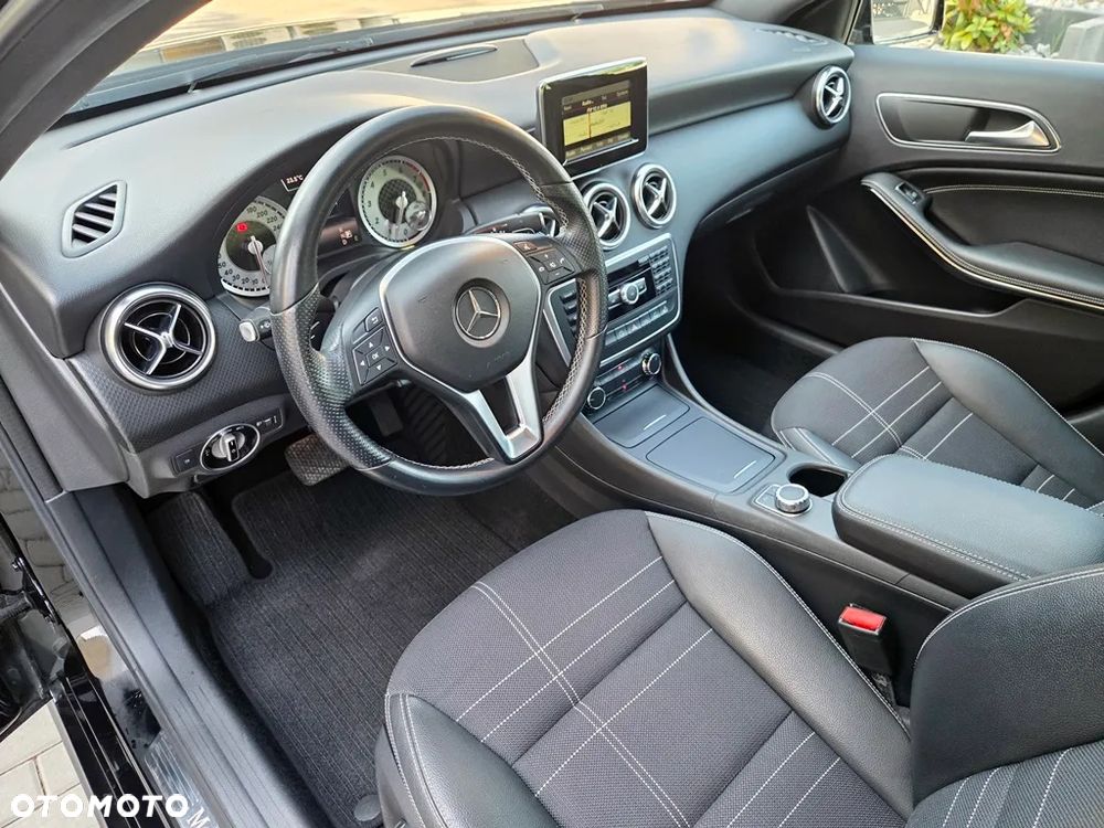 Mercedes-Benz Klasa A 180 7G-DCT Activity Edition - 20