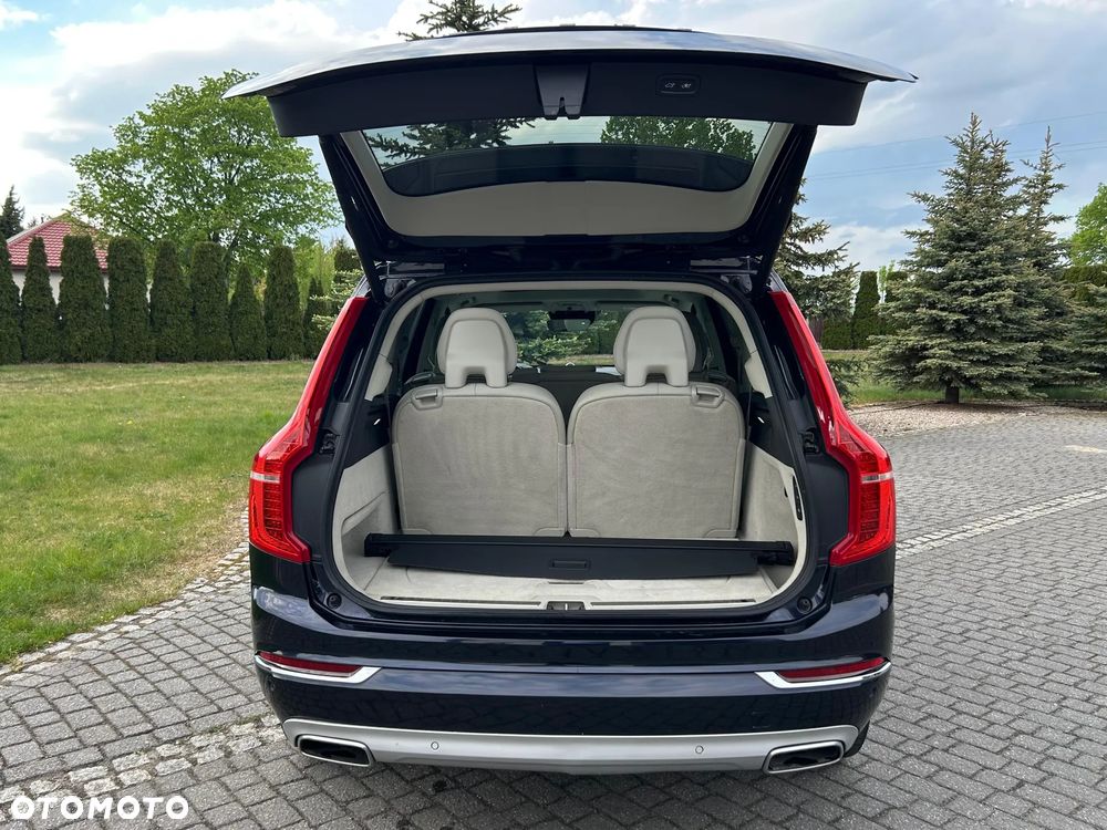 Volvo XC 90 D5 SCR AWD Inscription 7os - 40