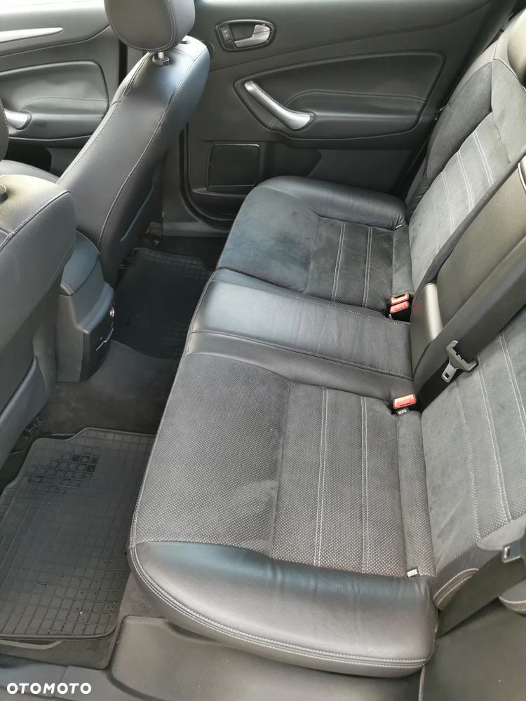 Ford Mondeo 2.0 Turnier Titanium - 10
