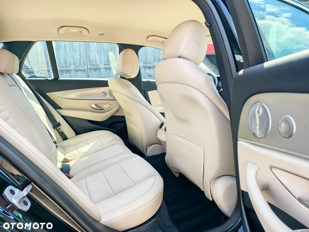 Mercedes-Benz Klasa E 300 d 9G-TRONIC Avantgarde - 16