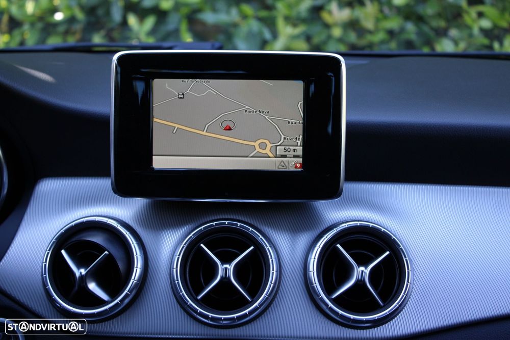 Mercedes-Benz CLA 200 CDI Urban - 36
