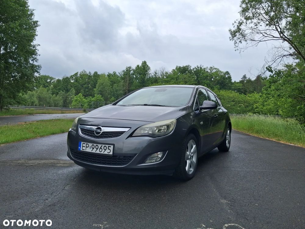 Opel Astra 1.4 Turbo - 1