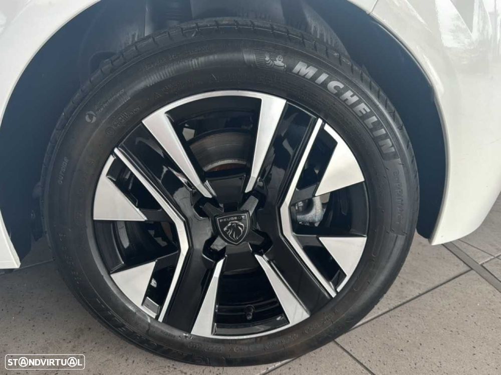 Peugeot e-208 51 kWh Allure - 11