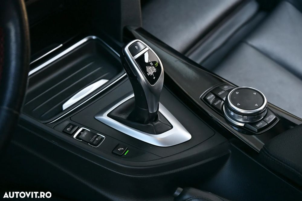 BMW Seria 3 320d DPF Aut. - 16