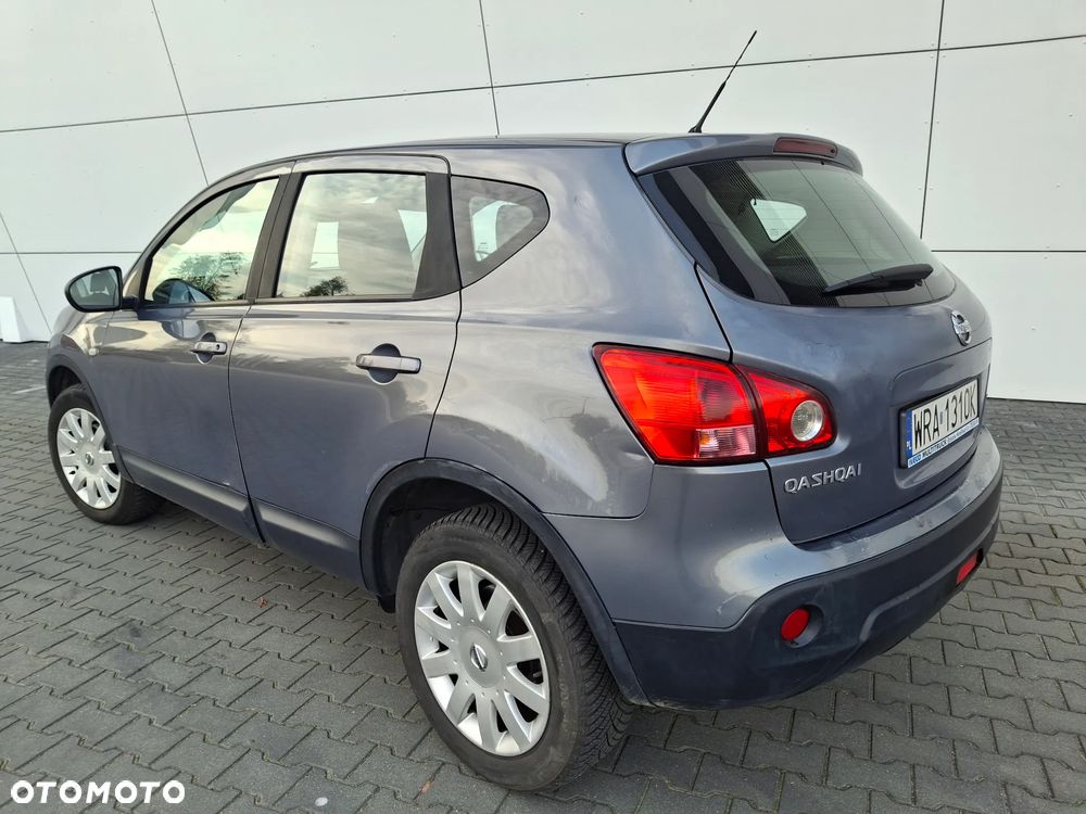 Nissan Qashqai 2.0 dCi 4 x 4 DPF acenta - 4