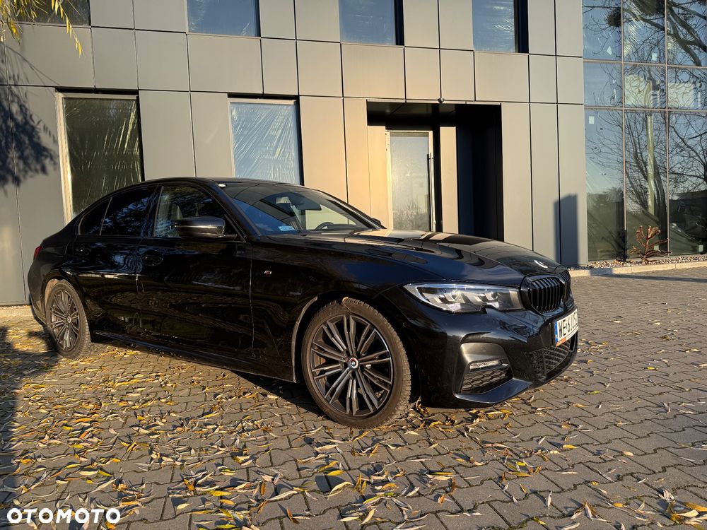 BMW Seria 3 320i M Sport Sport - 23