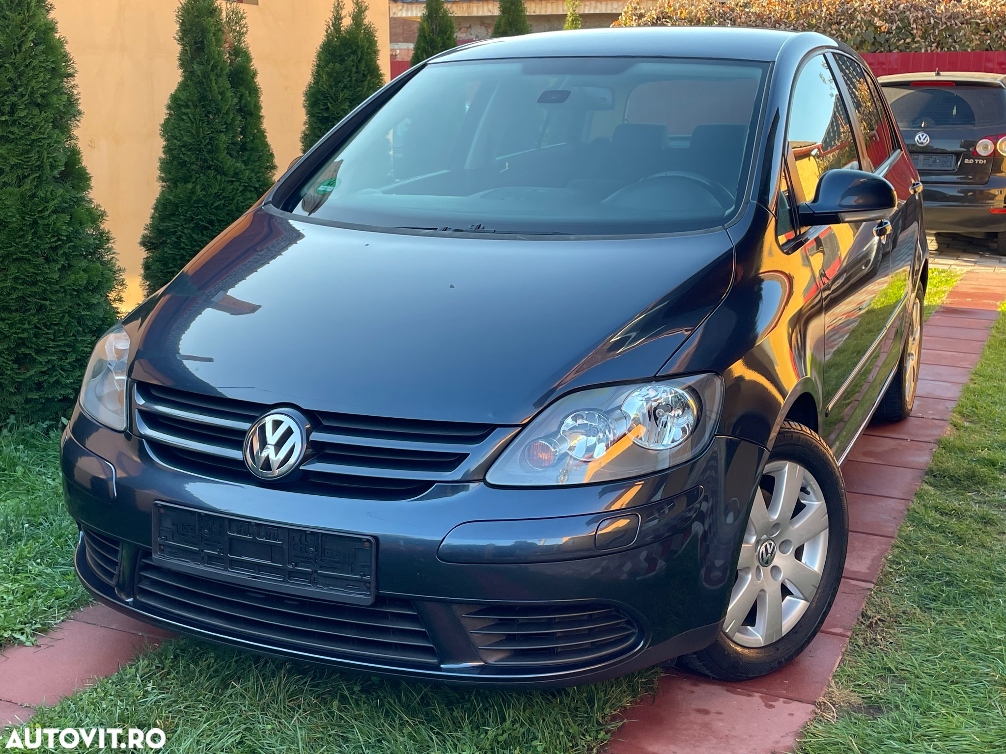 Volkswagen Golf Plus 1.9 TDI Comfortline - 27