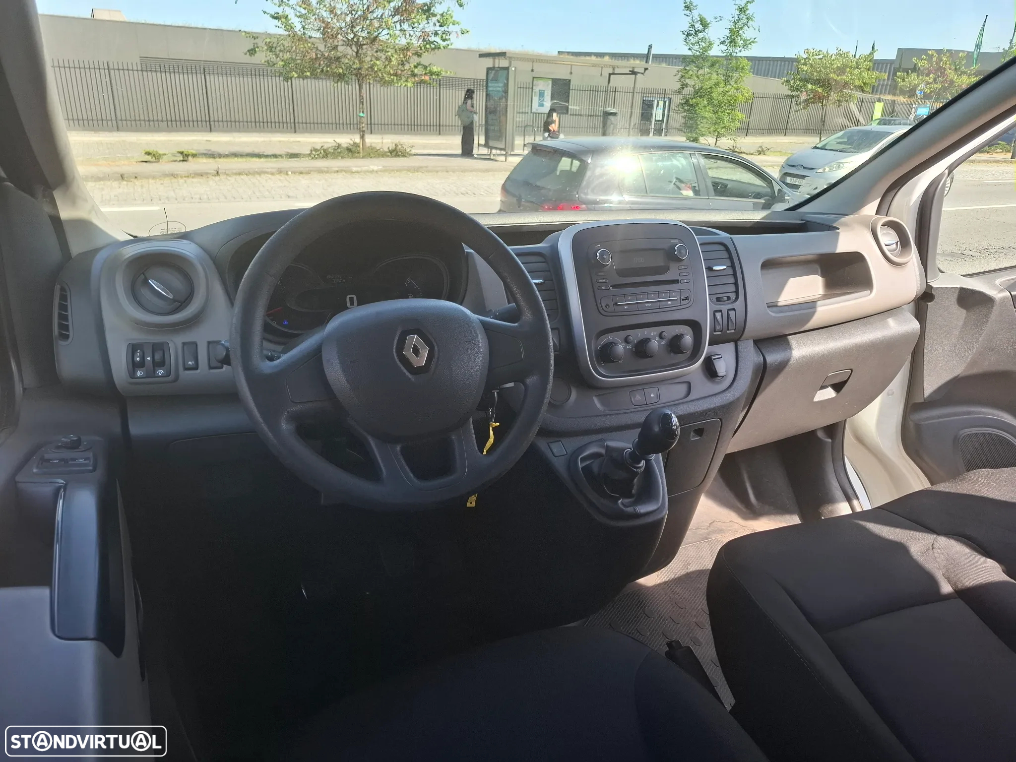 Renault Trafic 1.6 dCi L2H1 1.2T PRO+ SS - 16