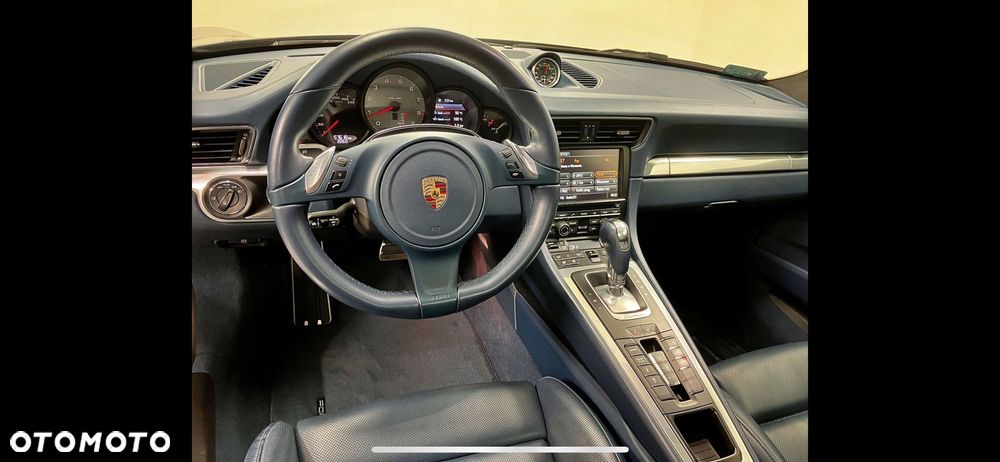 Porsche 911 Carrera 4S PDK - 16