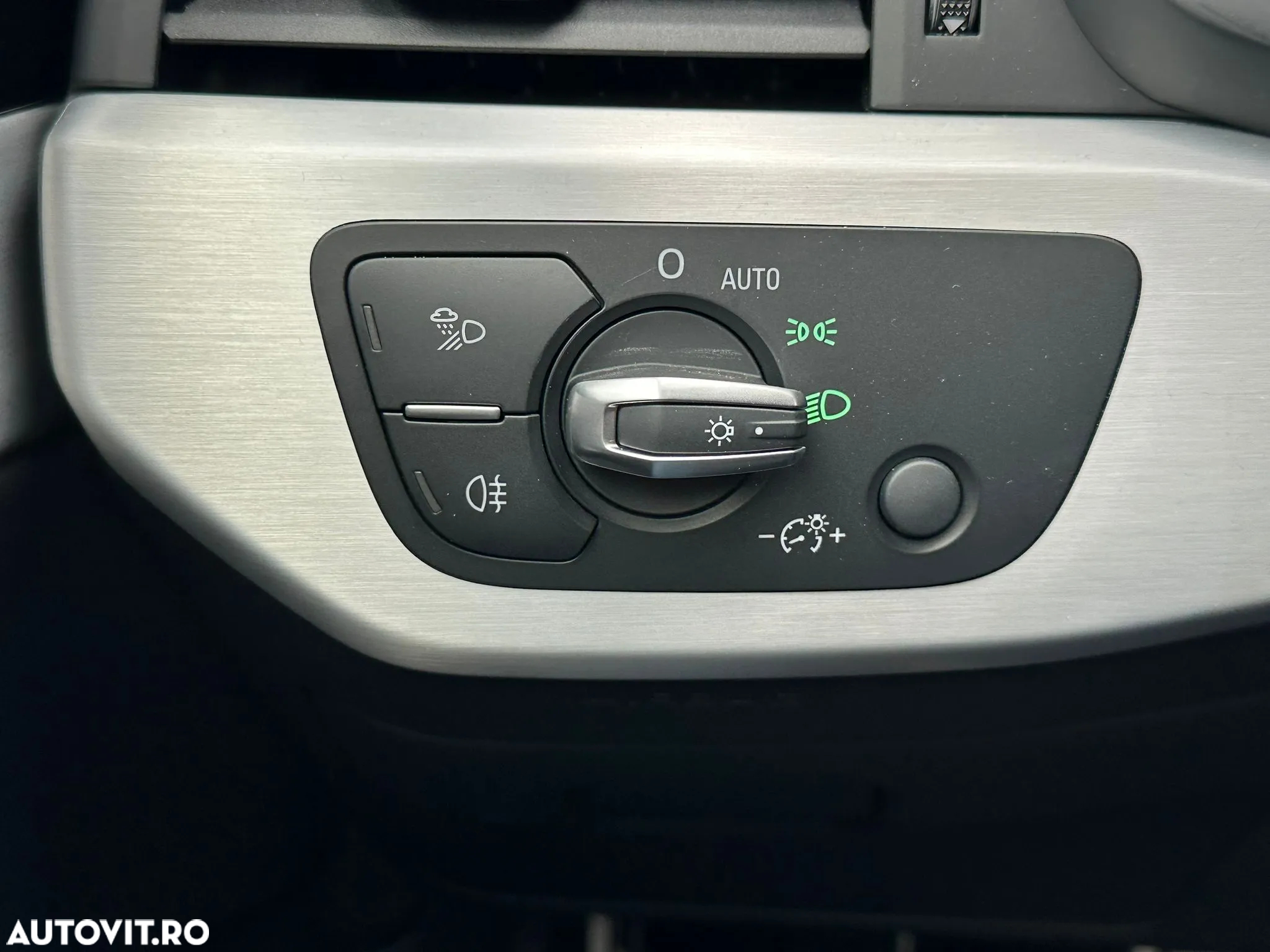 Audi A4 35 TDI S tronic MHEV S Line - 37