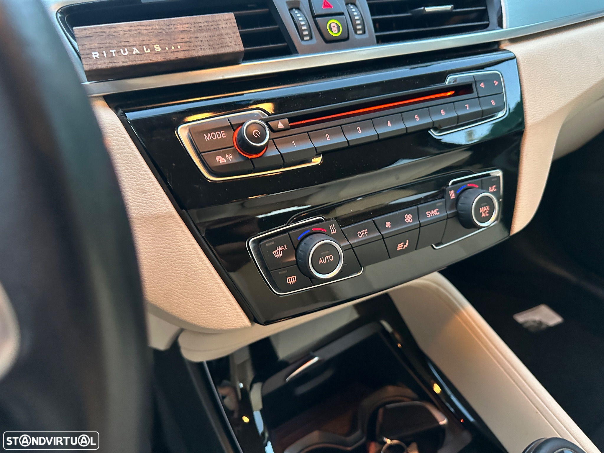 BMW X1 16 d sDrive Pack M - 13