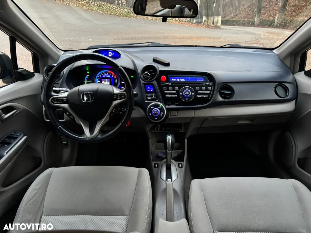 Honda Insight - 4