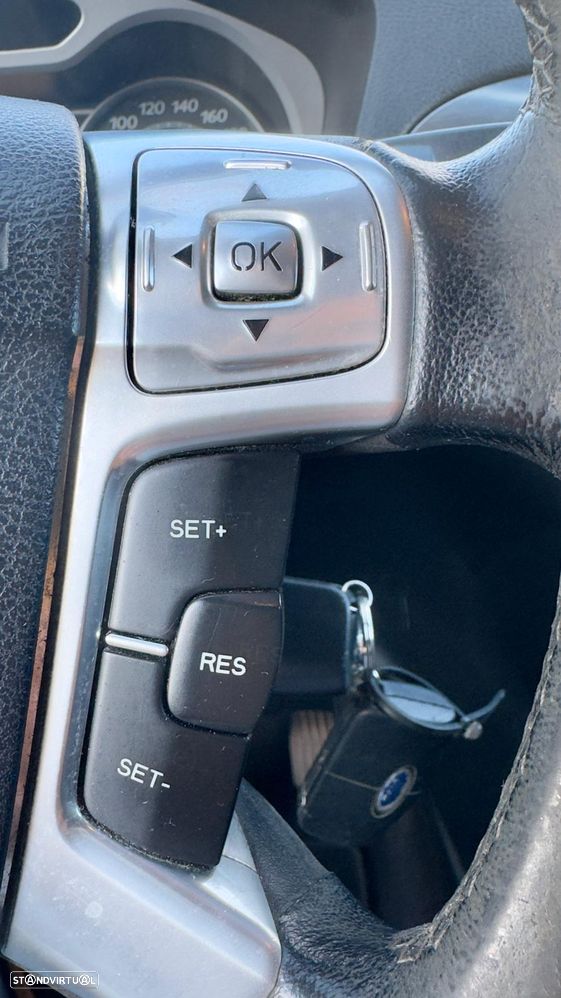 Ford S-Max 2.0 TDCi Titanium 7L - 15