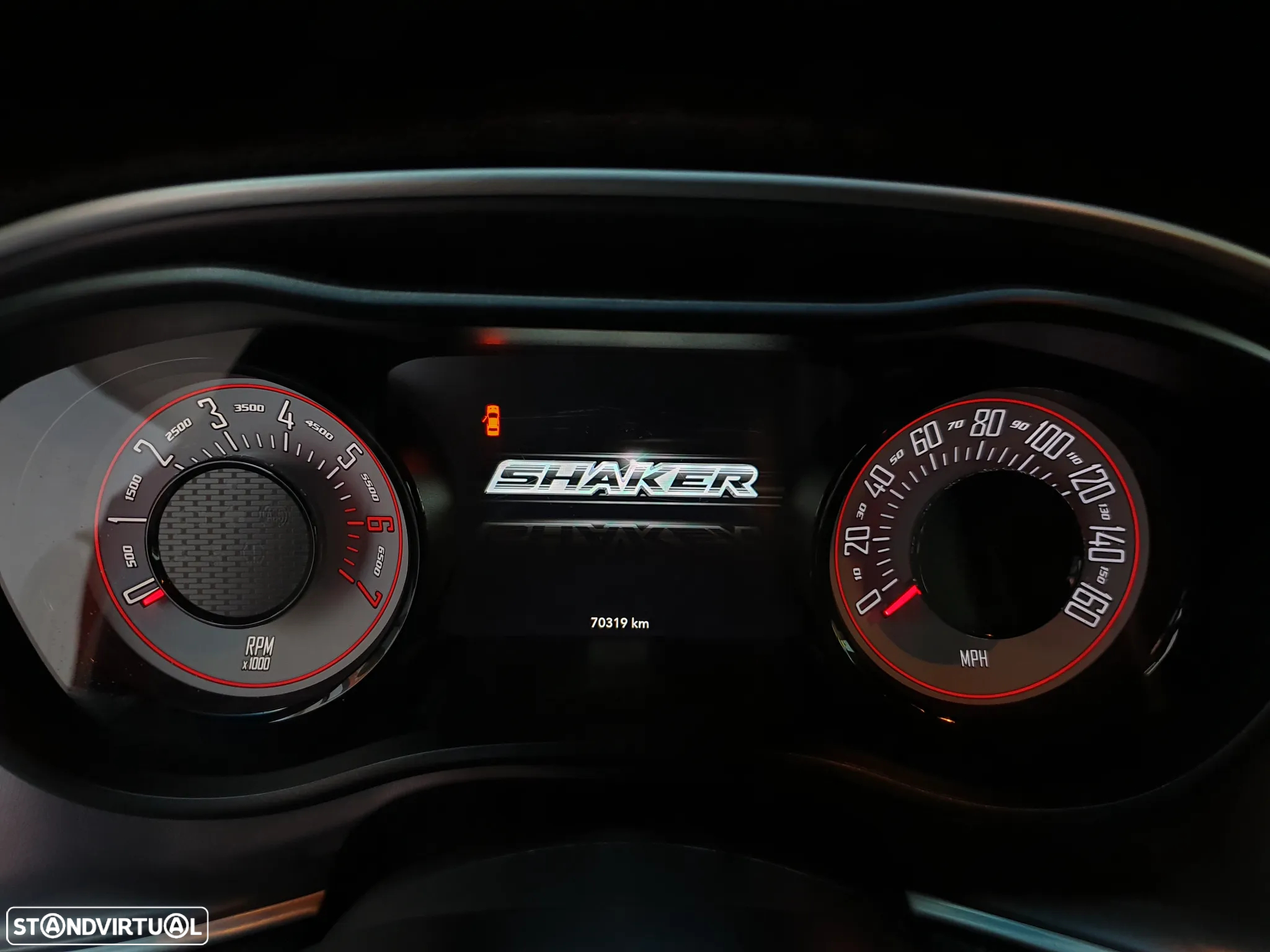 Dodge Challenger Auto R/T Plus Shaker - 47
