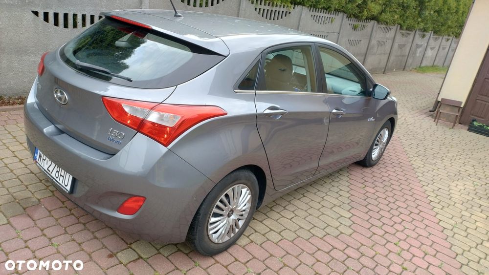 Hyundai i30 blue 1.6 GDI Style - 3