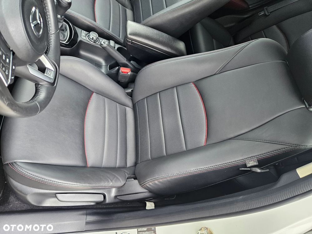 Mazda CX-3 2.0 Takumi - 20