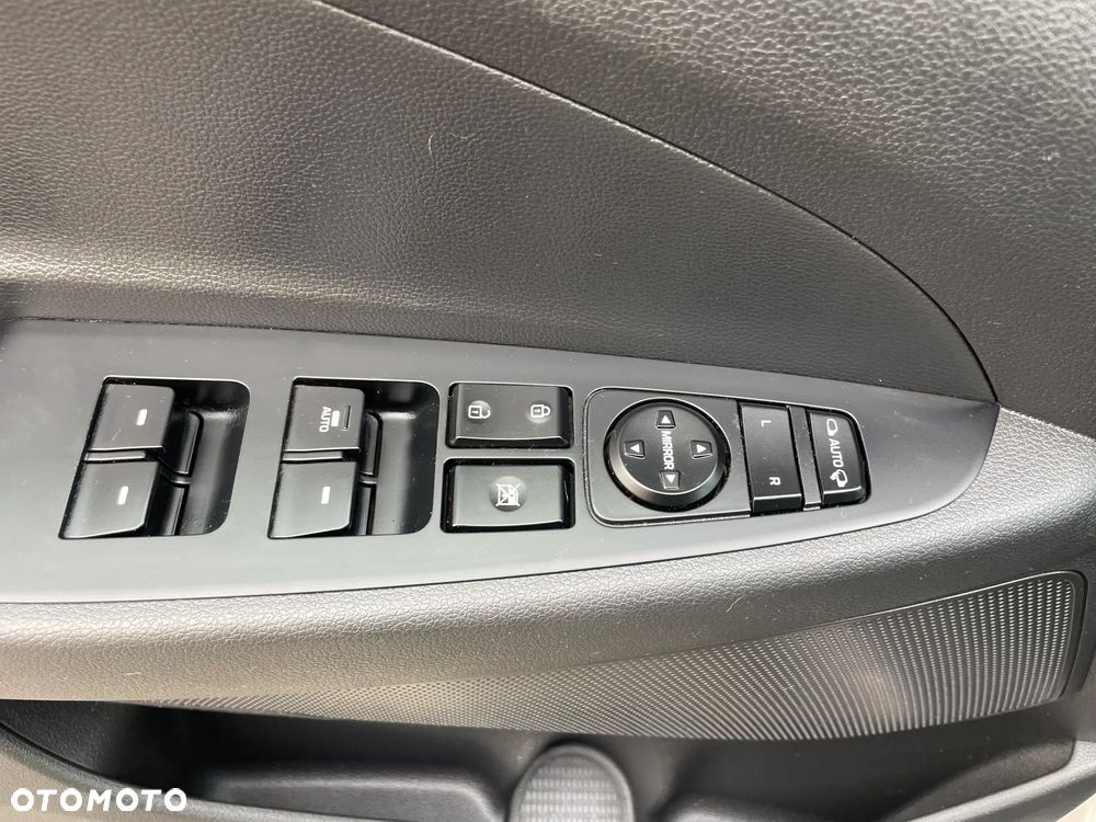 Hyundai Tucson blue 1.7 CRDi 2WD Passion Plus - 20