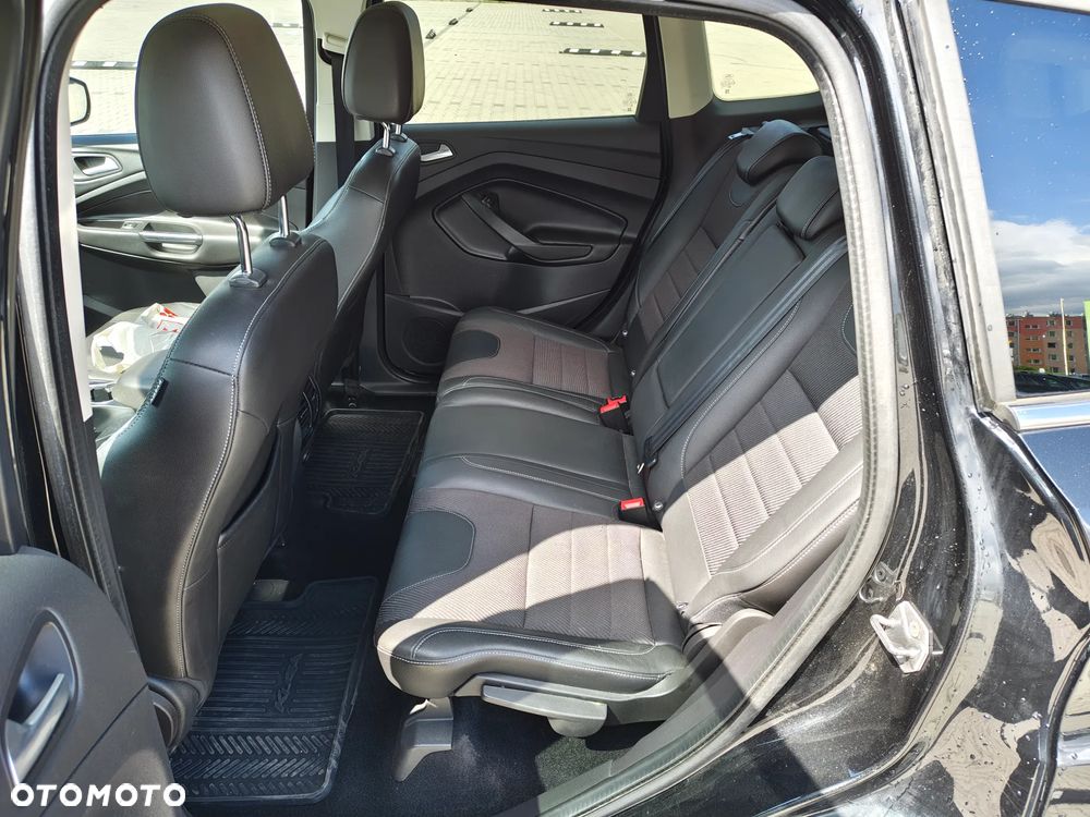 Ford Kuga 2.0 TDCi 4WD Titanium - 17