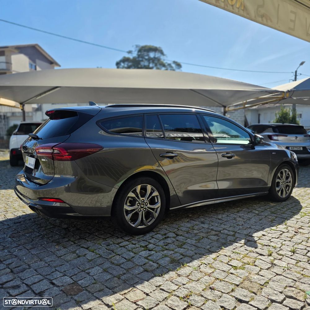 Ford Focus SW 1.0 EcoBoost MHEV ST-Line - 4