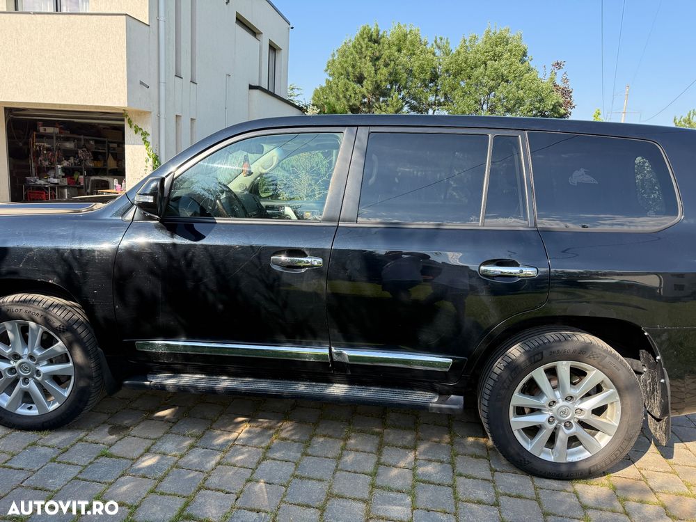 Toyota Land Cruiser 250 - 7