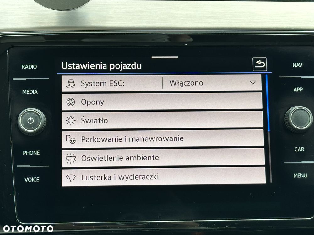 Volkswagen Passat 2.0 TDI 4Mot Elegance DSG - 27