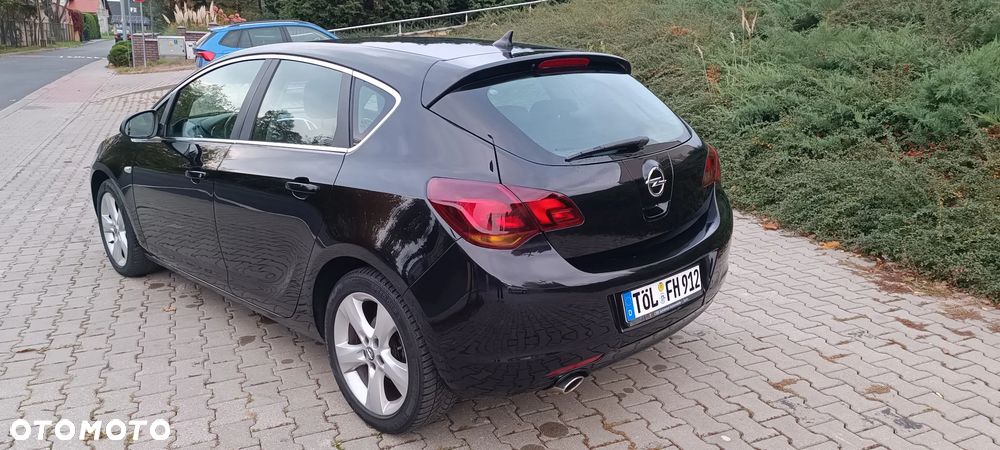 Opel Astra - 4