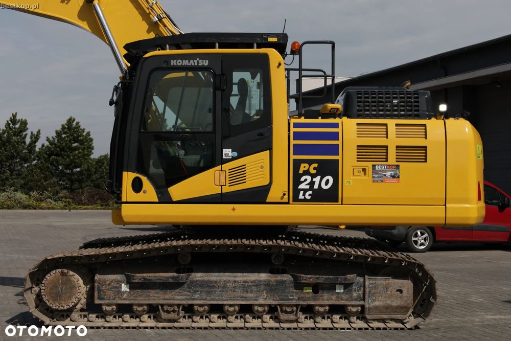 Komatsu PC210LC-11 - 4