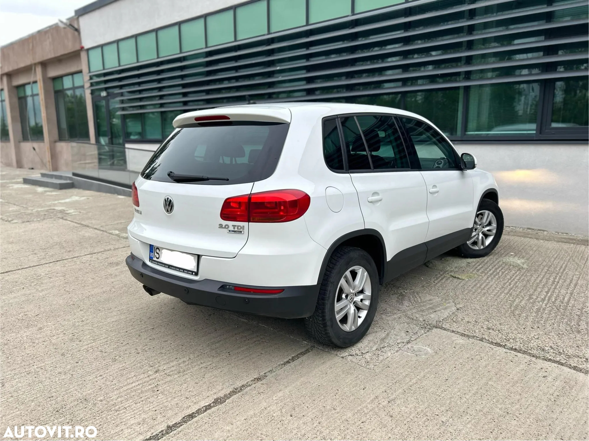 Volkswagen Tiguan 2.0 TDI SCR BlueMotion Technology Trend & Fun - 6