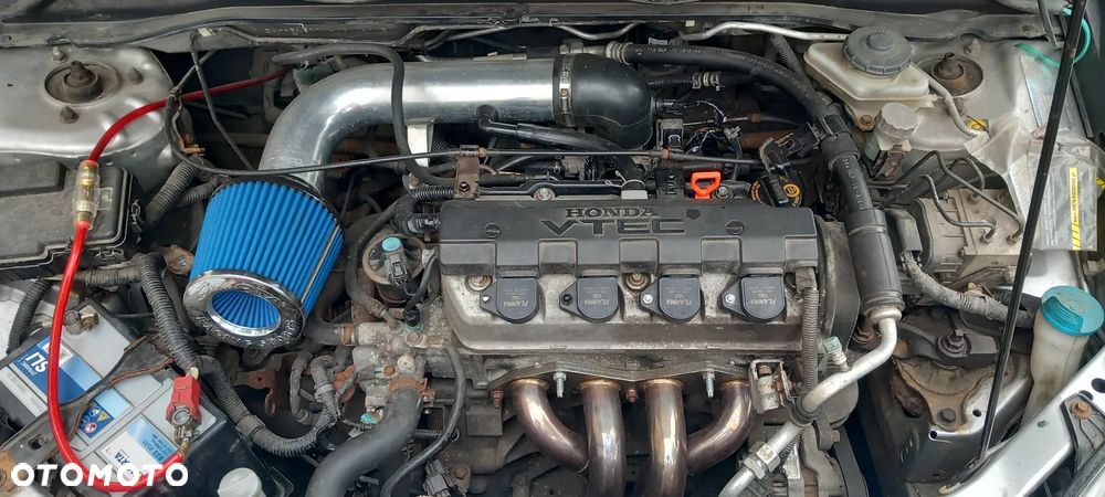 Honda Civic 1.6i ES - 13