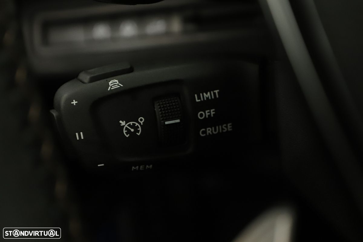 Peugeot 5008 1.2 PureTech GT EAT8 - 18