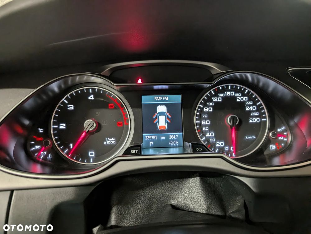 Audi A4 Avant 2.0 TDI Multitronic - 24
