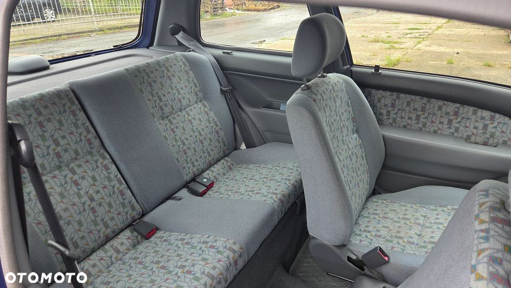 Toyota Starlet 1.4 - 9