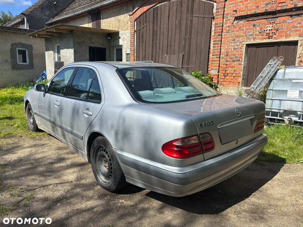 Mercedes-Benz Inny - 3