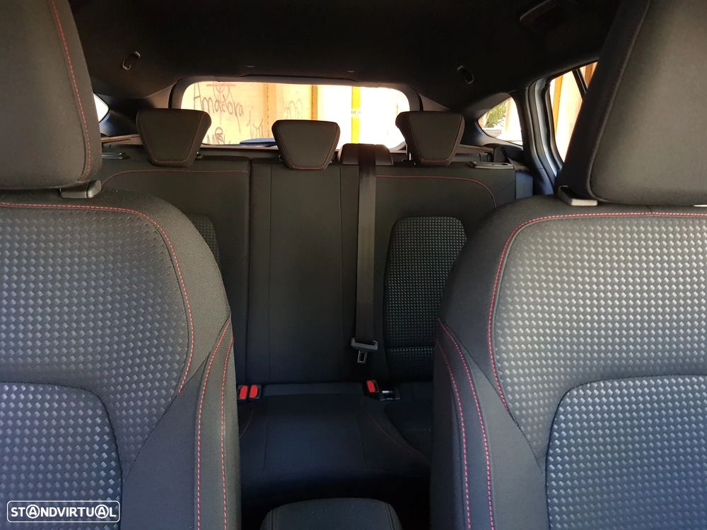 Ford Focus SW 1.5 TDCi EcoBlue ST-Line X - 36
