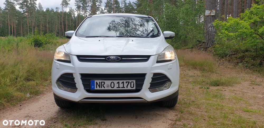 Ford Kuga 1.6 EcoBoost 2x4 SYNC - 1