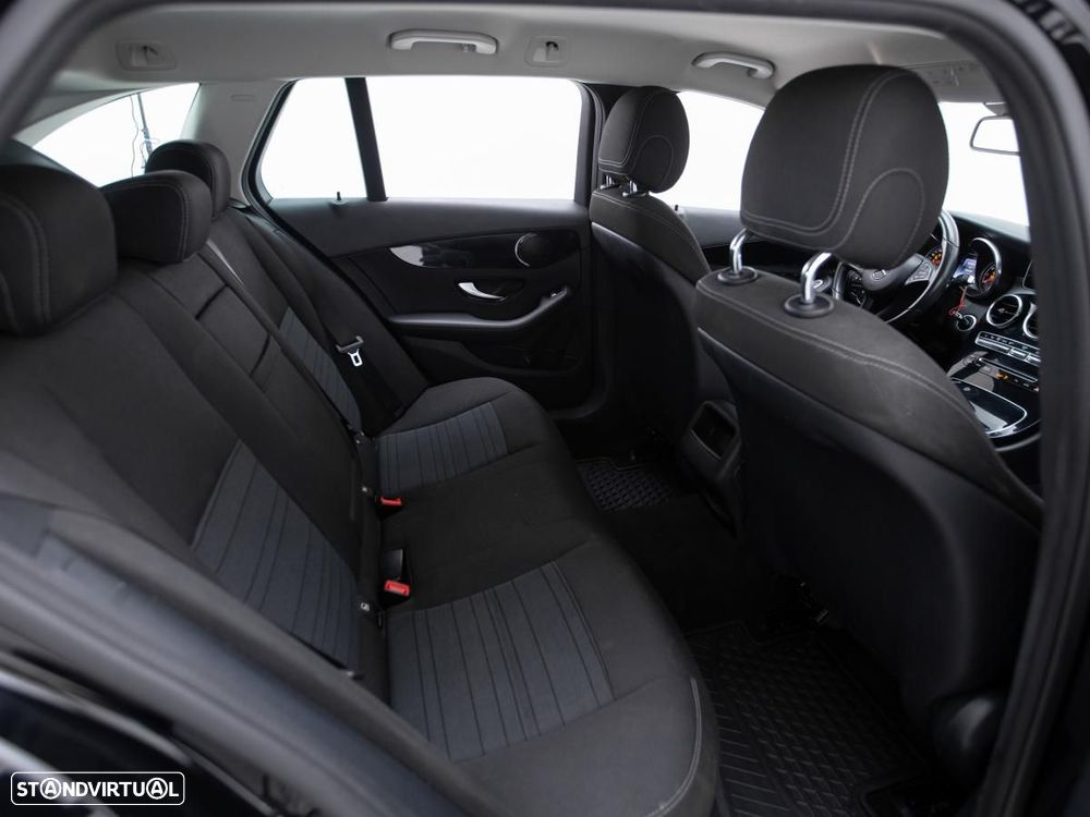 Mercedes-Benz C 350 - 11