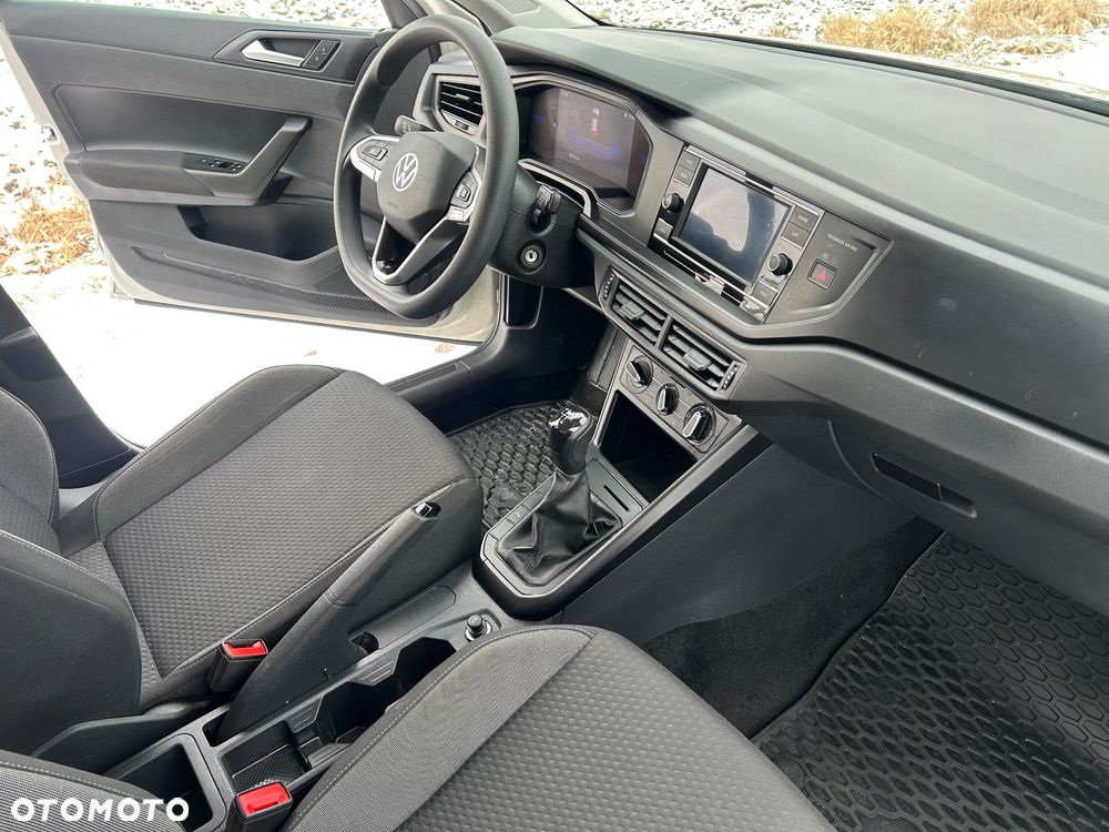 Volkswagen Polo - 8