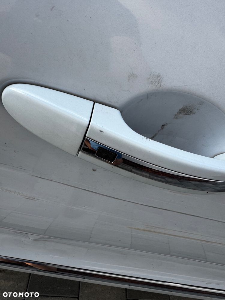 Ford Galaxy 2.0 TDCi DPF Titanium - 19