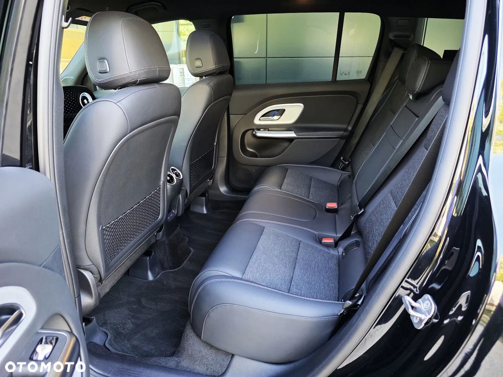 Mercedes-Benz GLB 350 4-Matic EQ 85kWh - 12