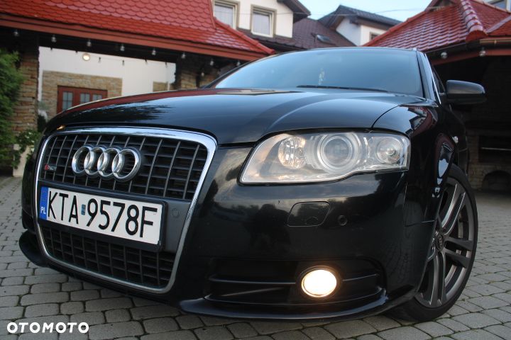 Audi A4 Avant 2.0 TDI DPF quattro S line Sportpaket (plus) - 1