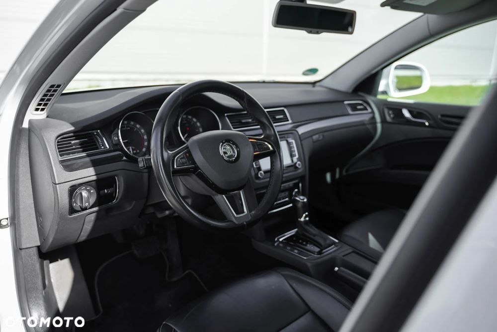 Skoda Superb 2.0 TDI Platinum Outdoor DSG - 12