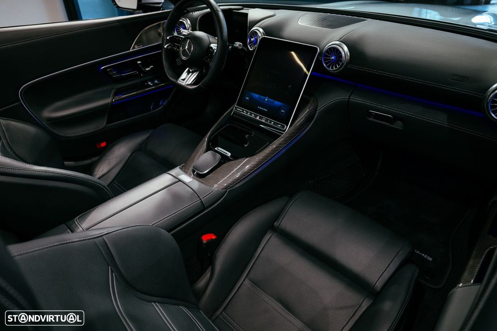 Mercedes-Benz SL 63 AMG 4Matic+ - 12