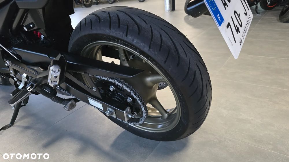 Yamaha XJ - 19