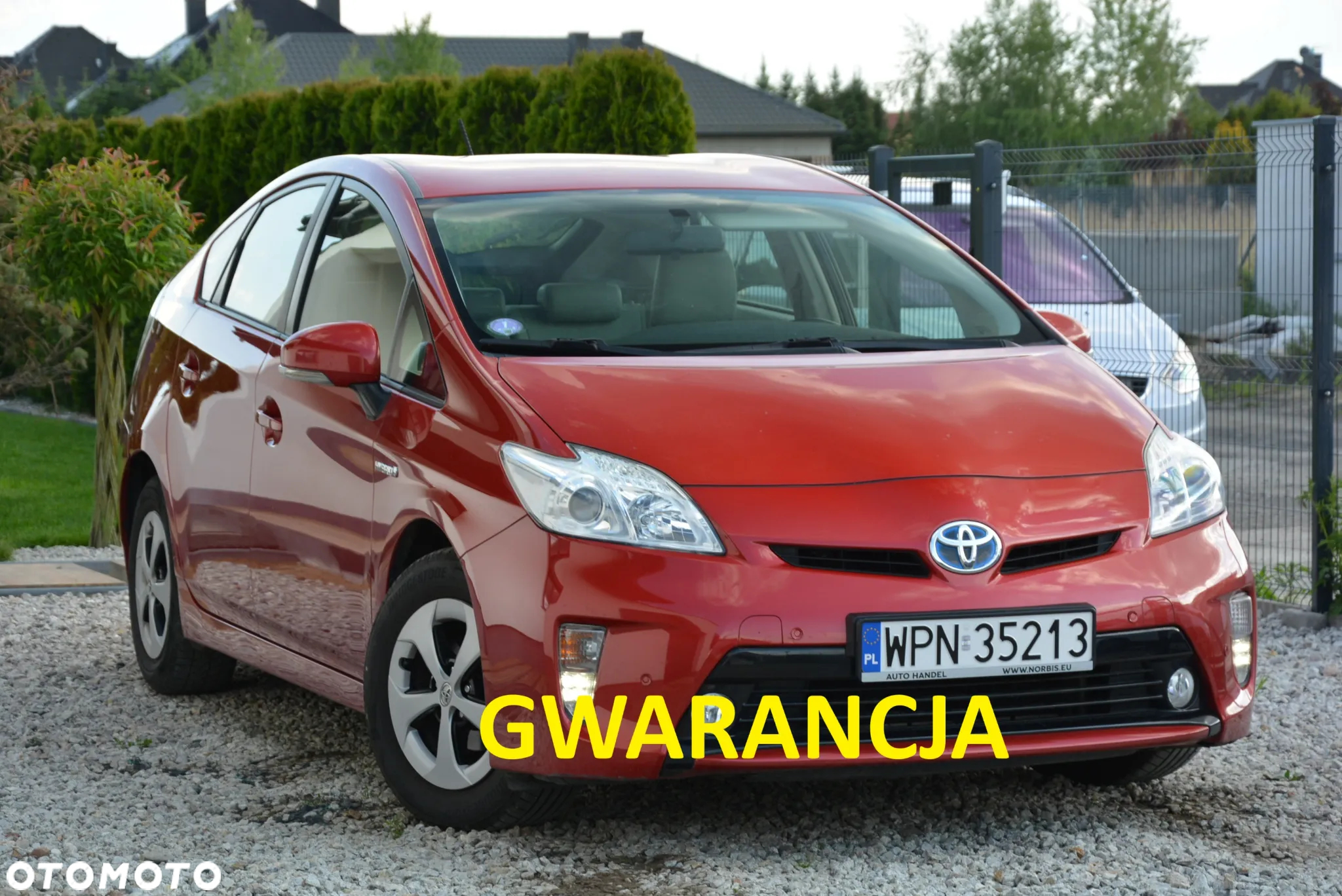 Toyota Prius 1.8 HSD Premium - 39