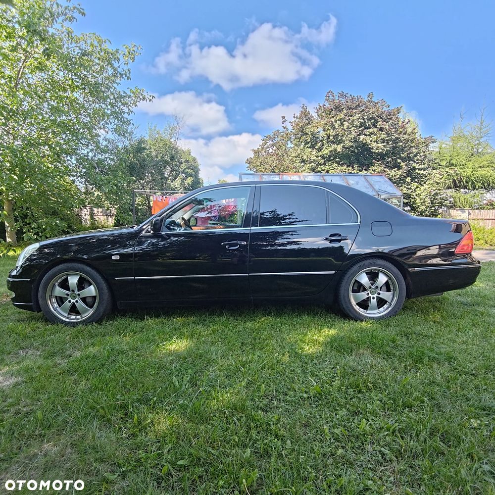 Lexus LS Standard - 15