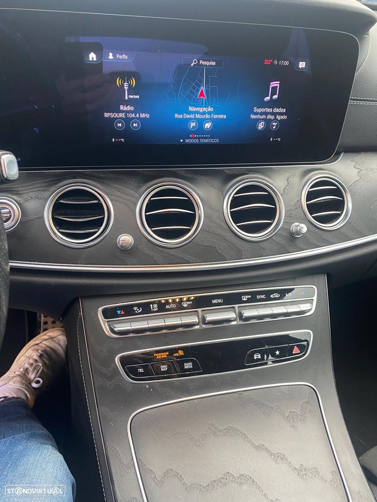 Mercedes-Benz E 200 - 10