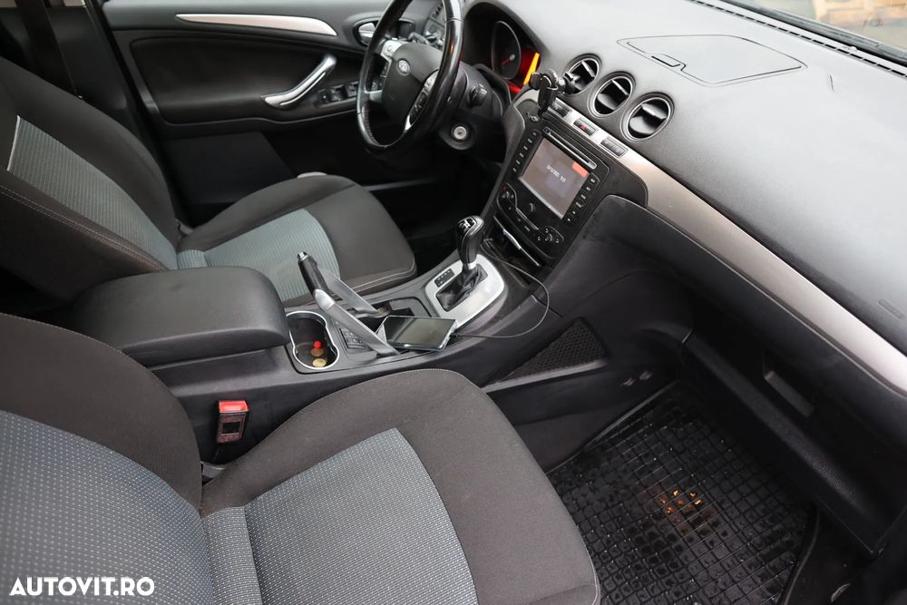 Ford Galaxy 2.0 TDCi Powershift Titanium - 8