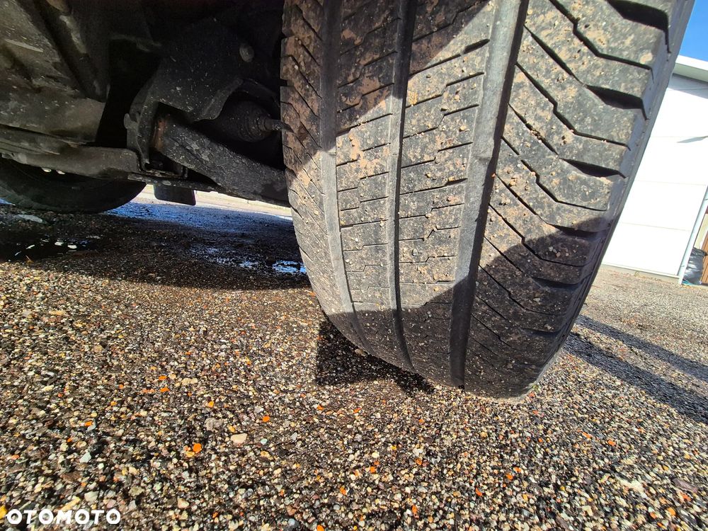 Iveco DAILY PLANDEKA 12EP 3.0 180KM MANUAL SERWIS ASO BEZWYPADKOWY ZADBANY 2023 PODUSZKI FV23% KLIMA WEBASTO 35S18 FULL LED - 21